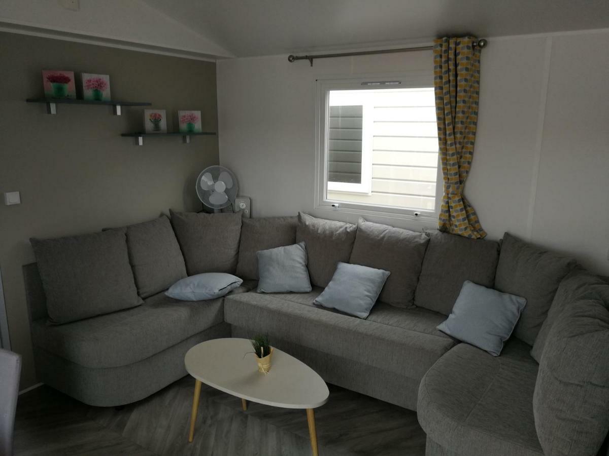 Bungalow 3Ch 2Sdb 8 Pers. Les Mathes Exterior foto